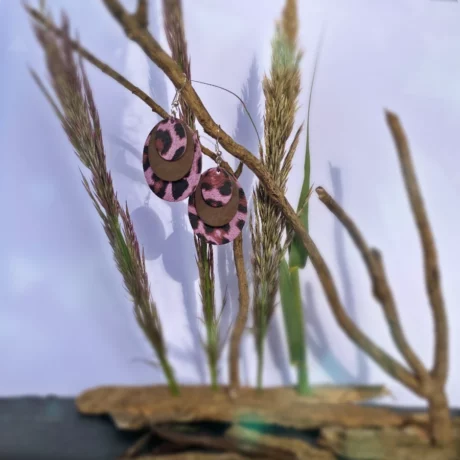 Boucles d'oreilles en cuir effet léopard rose gold et marron avec une monture en argent 925/1000